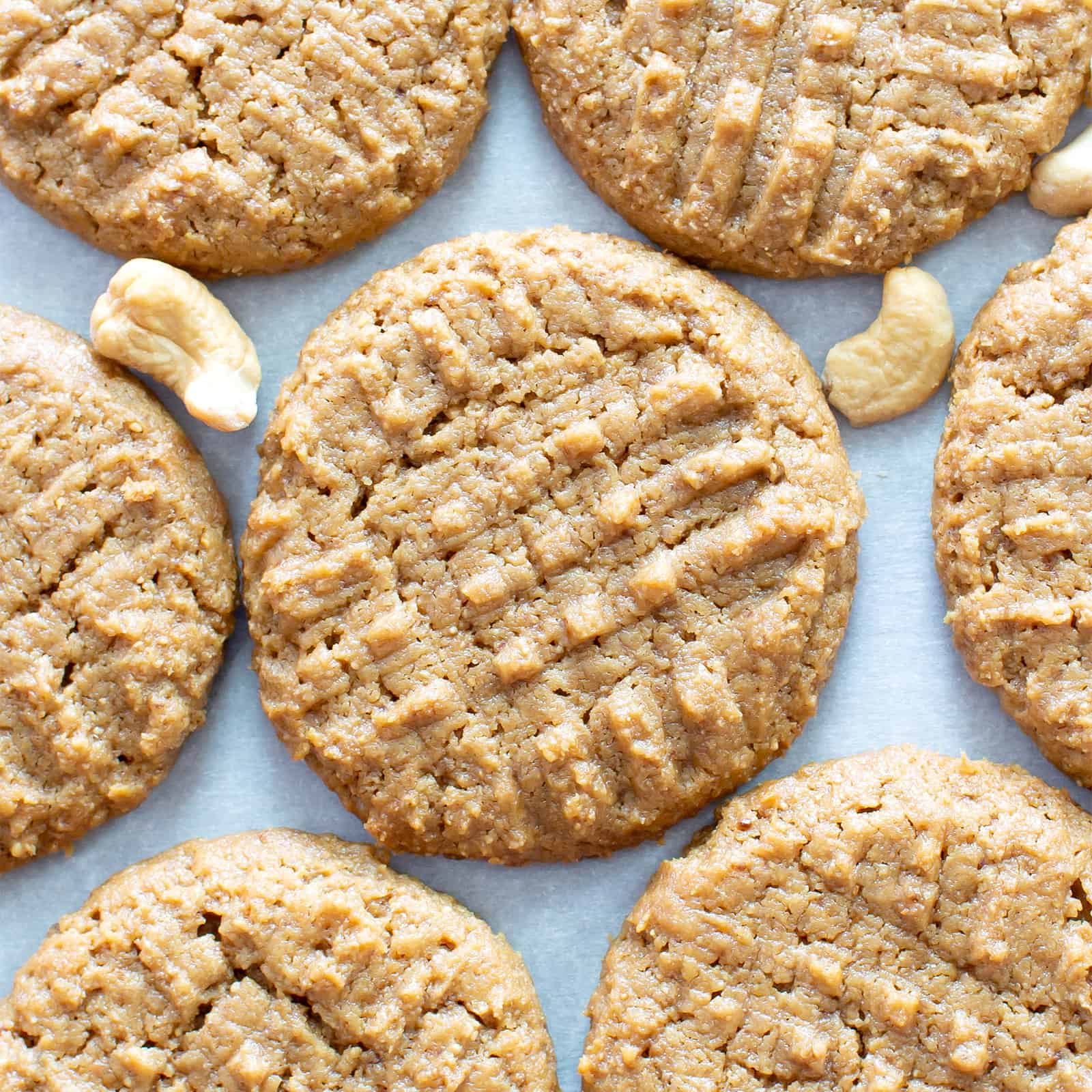 Easy 4-Ingredient Paleo Cashew Butter Cookies (Vegan & GF)